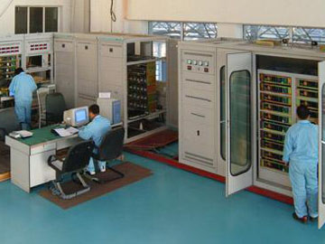 鋼材理(lǐ)化試驗(yàn)二